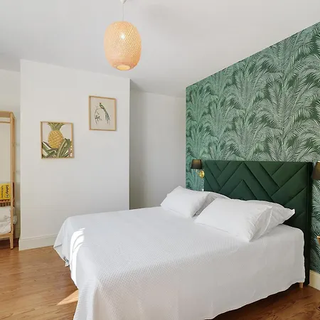 Le Chateau Saint-georges モンターニュ