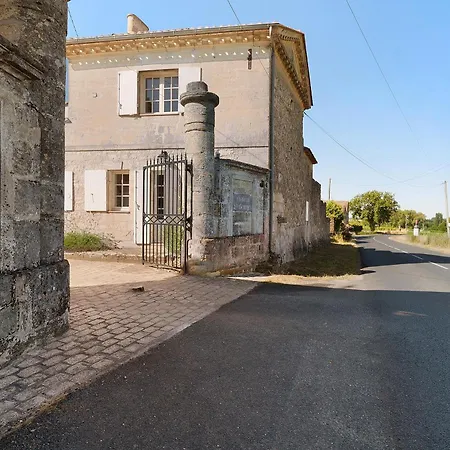 Le Chateau Saint-georges 別荘 モンターニュ
